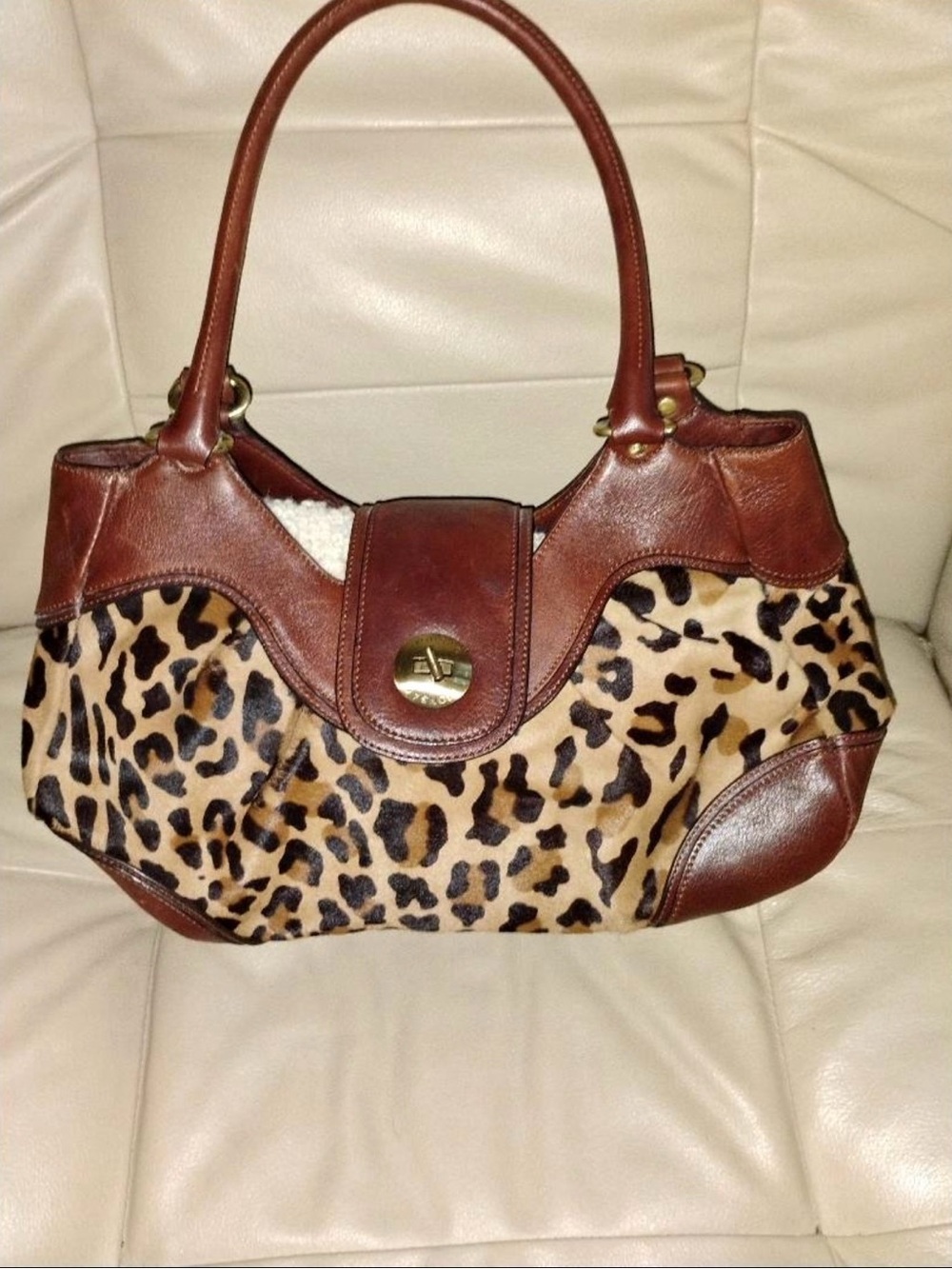 Vintage 2000s Italian Leopard Print Shoulder Bag